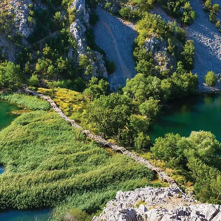 Appartement Two-bedroom In Kruševo